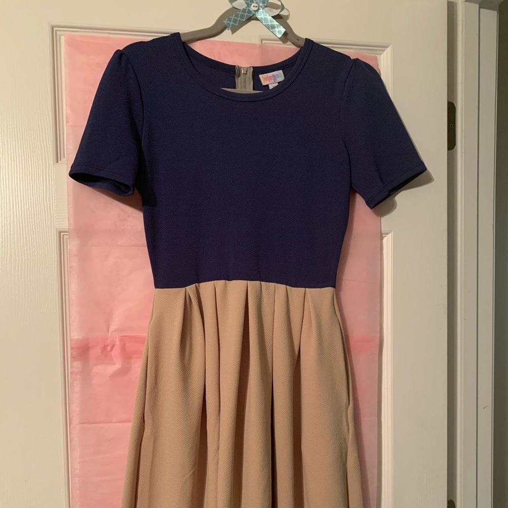 LuLaRoe Amelia✨